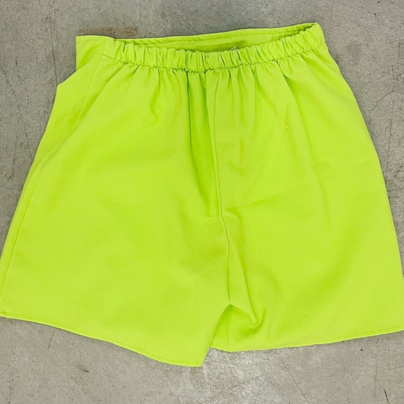 vintage 90s dayglo green mini skort - Picture 3 of 4